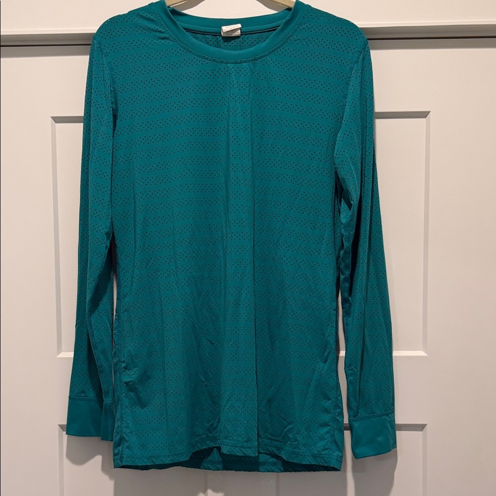 Zyia Women’s Long Sleeve Teal Perforated Performance Top